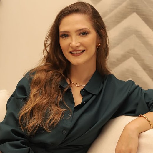 Dra. Bruna Peterle — Reumatologia · Dor